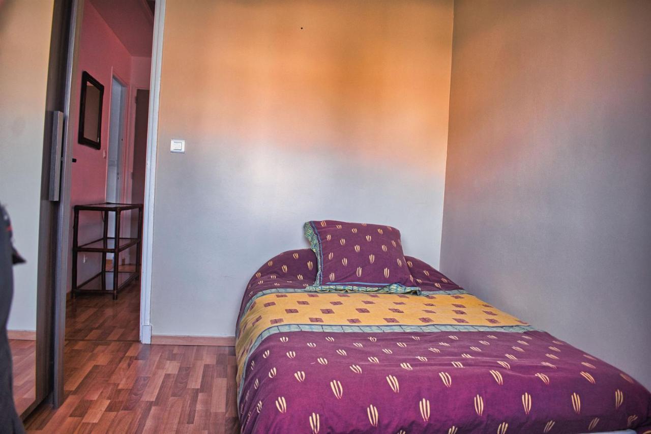 Agreable Maison 3 Chambres Avec Piscine Carcassonne Ngoại thất bức ảnh