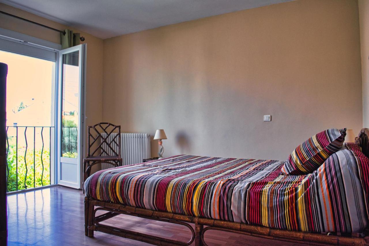 Agreable Maison 3 Chambres Avec Piscine Carcassonne Ngoại thất bức ảnh